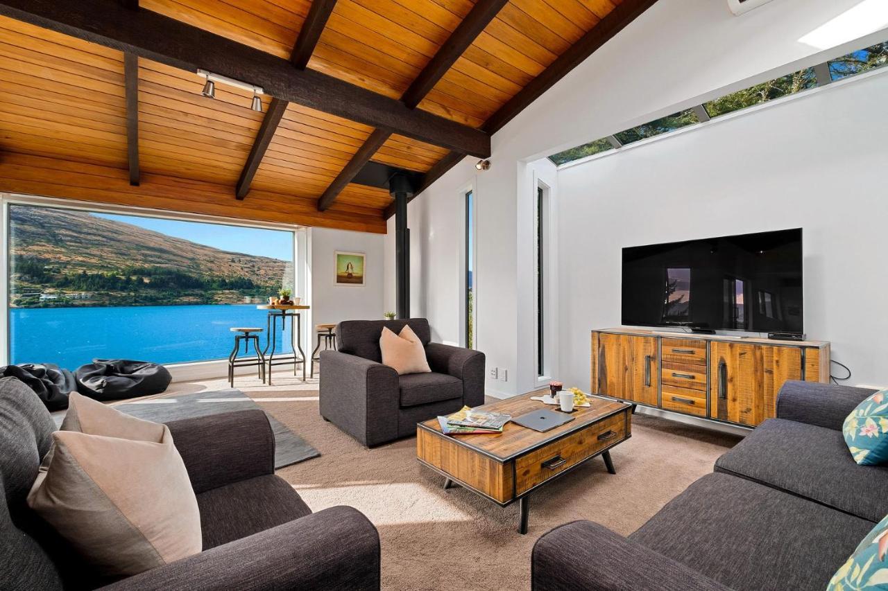 Queenstown Lakefront Dream 4 Bed Dış mekan fotoğraf
