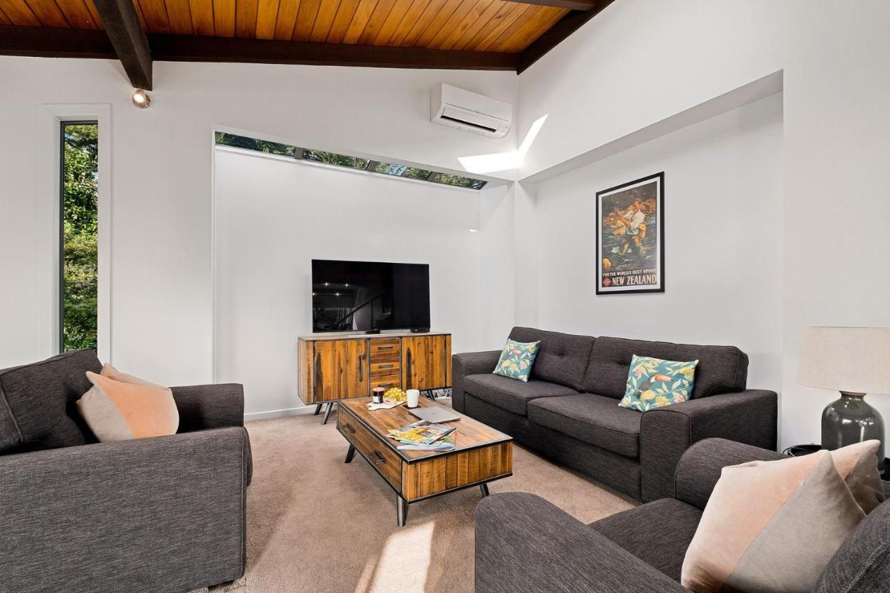 Queenstown Lakefront Dream 4 Bed Dış mekan fotoğraf