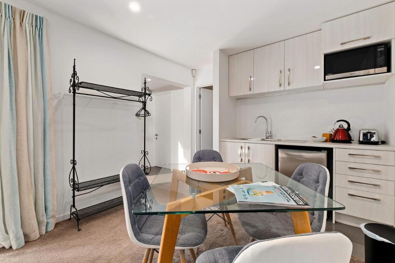 Queenstown Lakefront Dream 4 Bed Dış mekan fotoğraf
