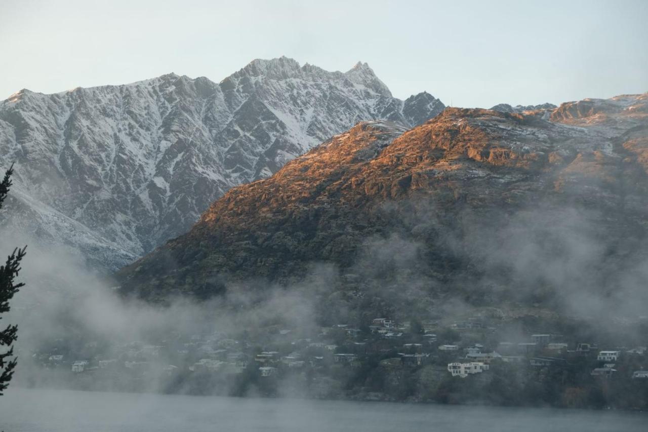 Queenstown Lakefront Dream 4 Bed Dış mekan fotoğraf
