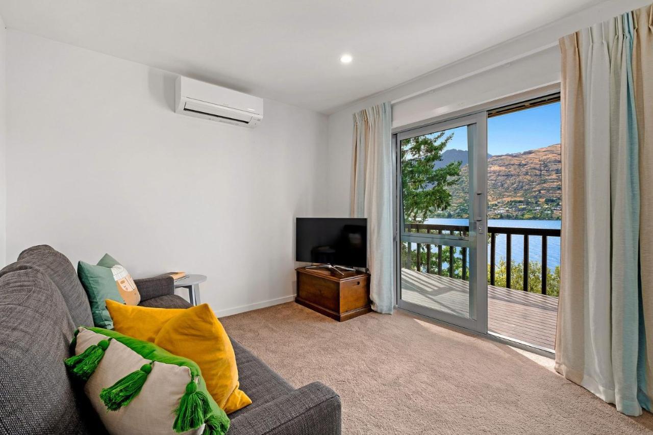 Queenstown Lakefront Dream 4 Bed Dış mekan fotoğraf