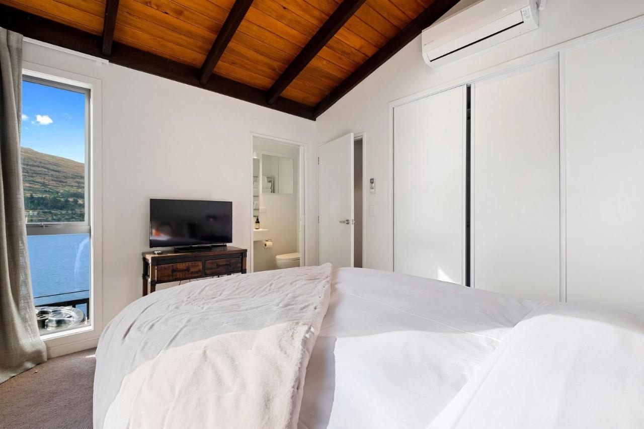 Queenstown Lakefront Dream 4 Bed Dış mekan fotoğraf